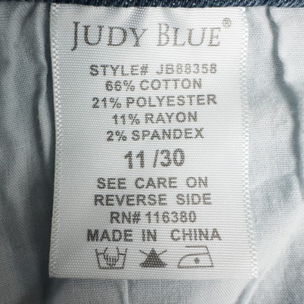 Judy Blue Plaid Cuff Slim Fit Jeans Womens 11/30 Mid Rise Medium Wash Distressed - Picture 13 of 14